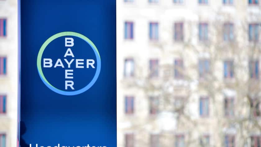 Der Chemiekonzern Bayer muss sich weiterhin mit juristischen Altlasten aus der Übernahme des US-Agrarkonzerns Monsanto beschäftigen. (Archivbild)