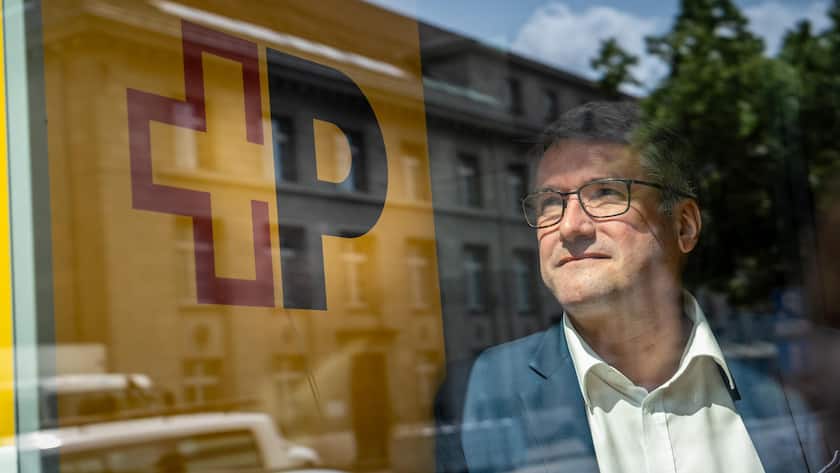 <p>Verwaltungsratspräsident Christian Levrat gibt politisch Gegensteuer. Der ehemalige SP-Präsident verteidigt die Expansionsstrategie des Staatskonzerns.</p>