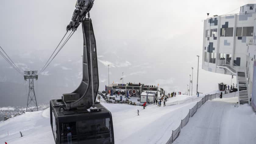 <p>Mit Flims GR sagt die letzte der drei Gemeinden ja zum Deal mit der Weissen Arena.</p>